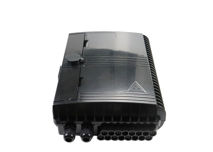 صندوق توزيع كابل الألياف البصرية الأسود مجهز بمحول SC وأسلاك التوصيل المصنوعة 2