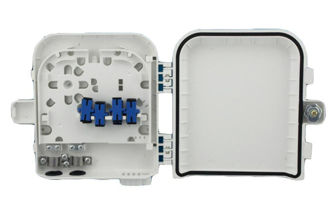FTTH 8 Port Outdoor Fiber Distribution Box ABS مادة مع محول SC 3